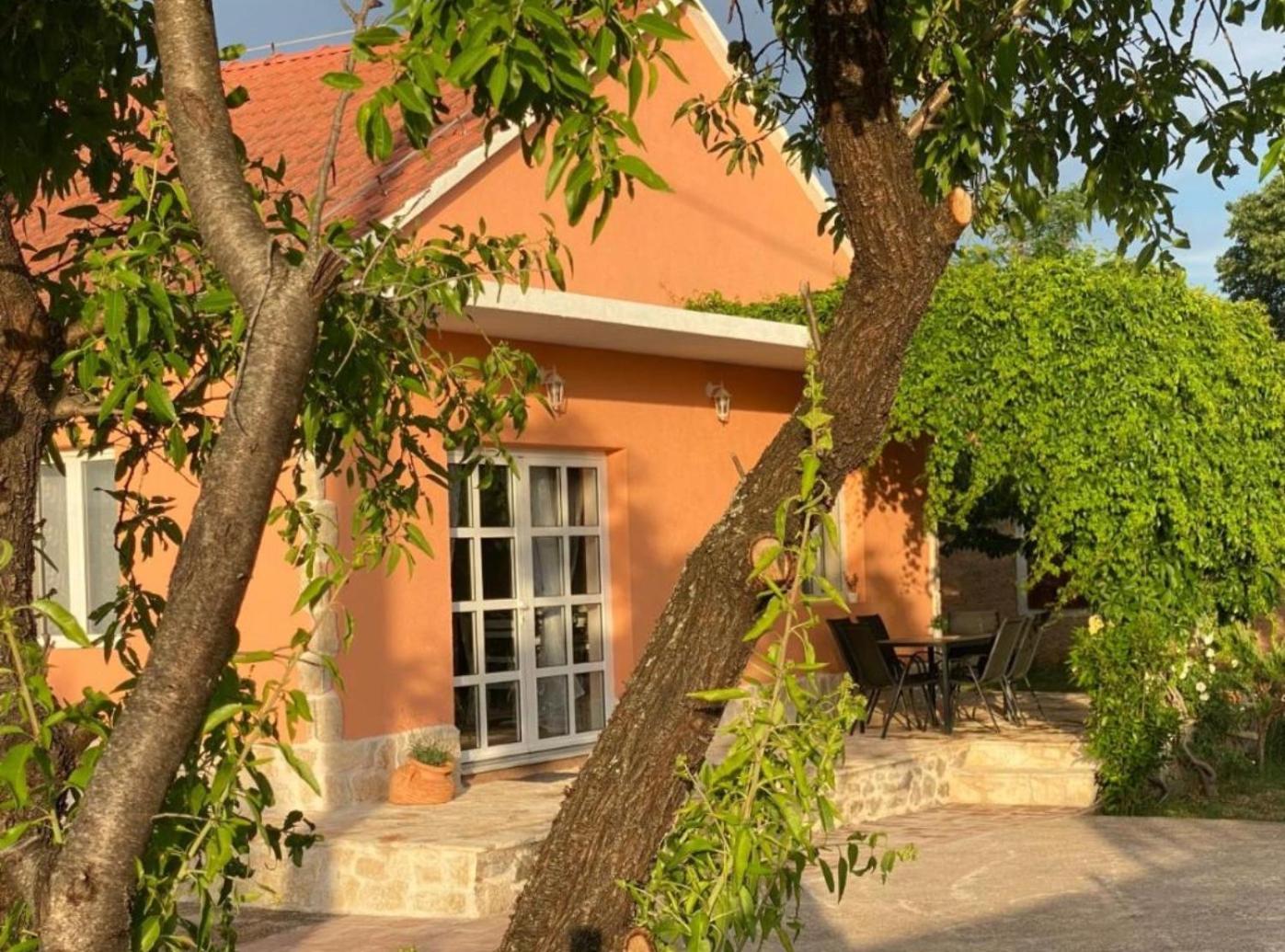 Iris Holiday Home Trbounje Exterior photo