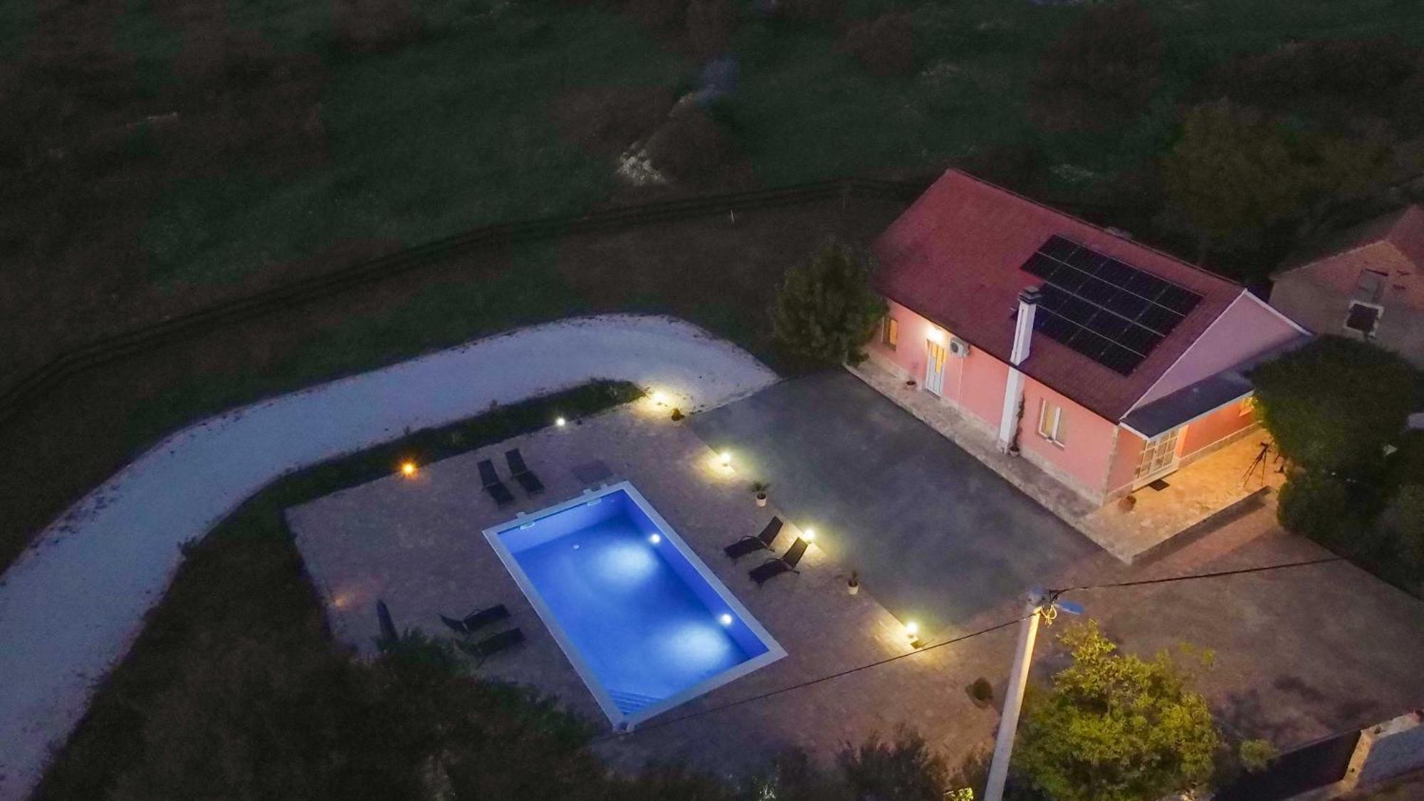 Iris Holiday Home Trbounje Exterior photo