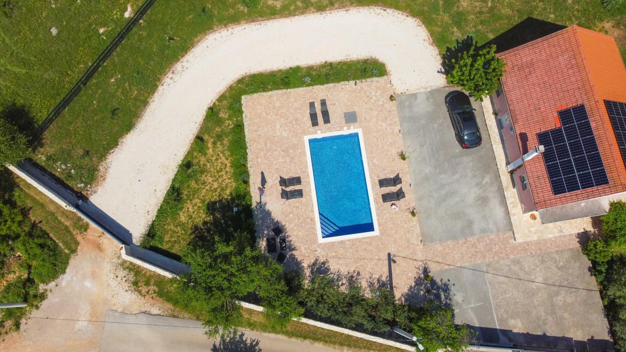 Iris Holiday Home Trbounje Exterior photo